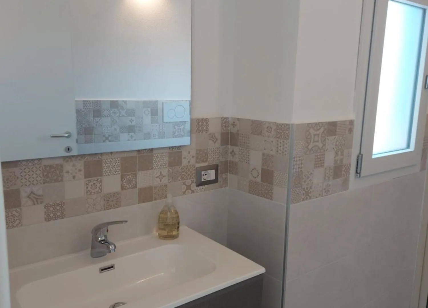 Villa Con Piscina Vista Mare ブドーニ